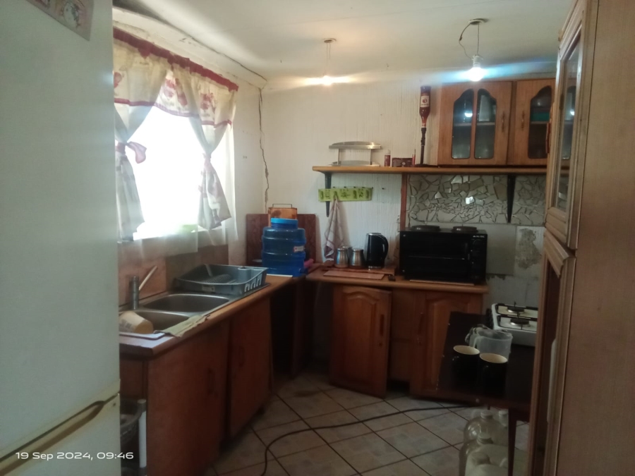 10 Bedroom Property for Sale in Spaarwater Gauteng