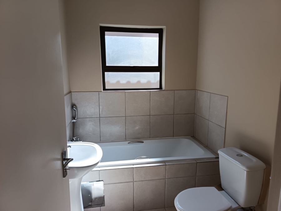 To Let 3 Bedroom Property for Rent in Henley on Klip Gauteng