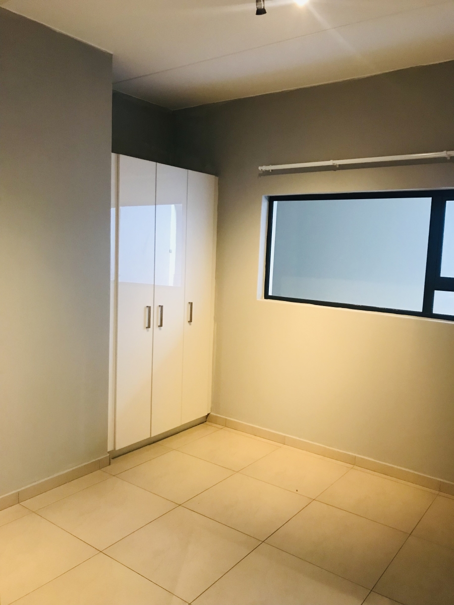 2 Bedroom Property for Sale in North Riding Gauteng