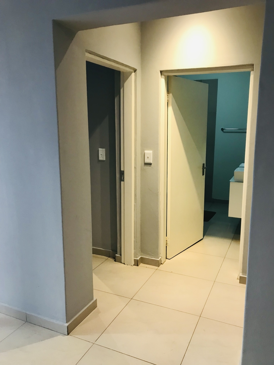 2 Bedroom Property for Sale in North Riding Gauteng