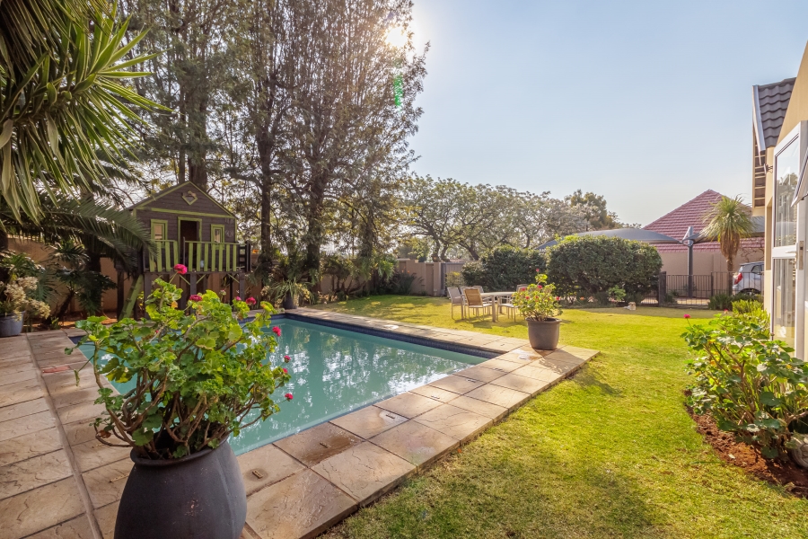 4 Bedroom Property for Sale in Dunvegan Gauteng