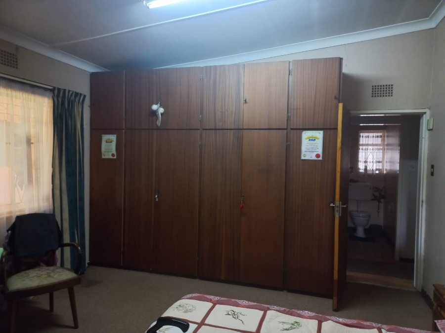 4 Bedroom Property for Sale in Sonland Park Gauteng