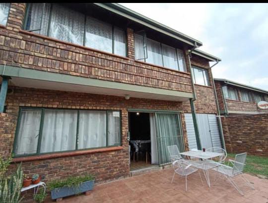 3 Bedroom Property for Sale in Magalieskruin Gauteng