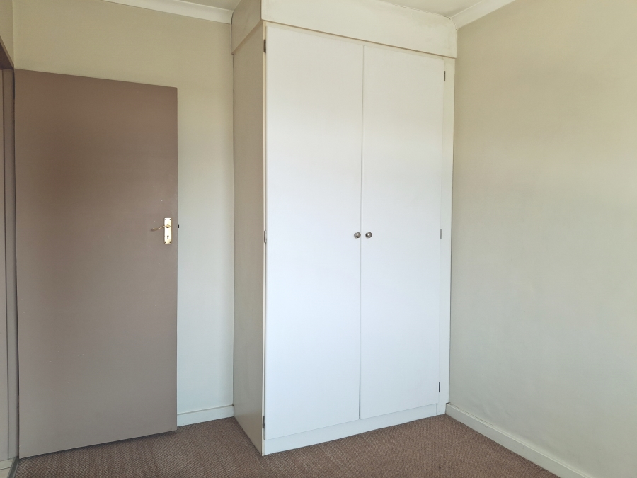 2 Bedroom Property for Sale in Queenswood Gauteng