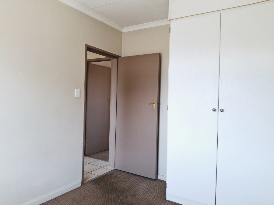 2 Bedroom Property for Sale in Queenswood Gauteng