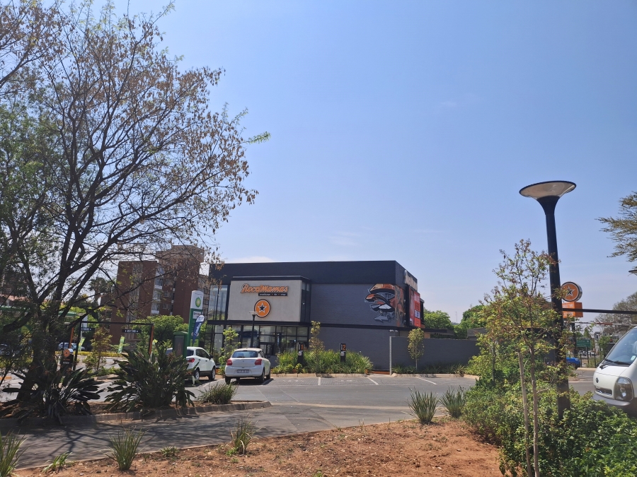 2 Bedroom Property for Sale in Queenswood Gauteng