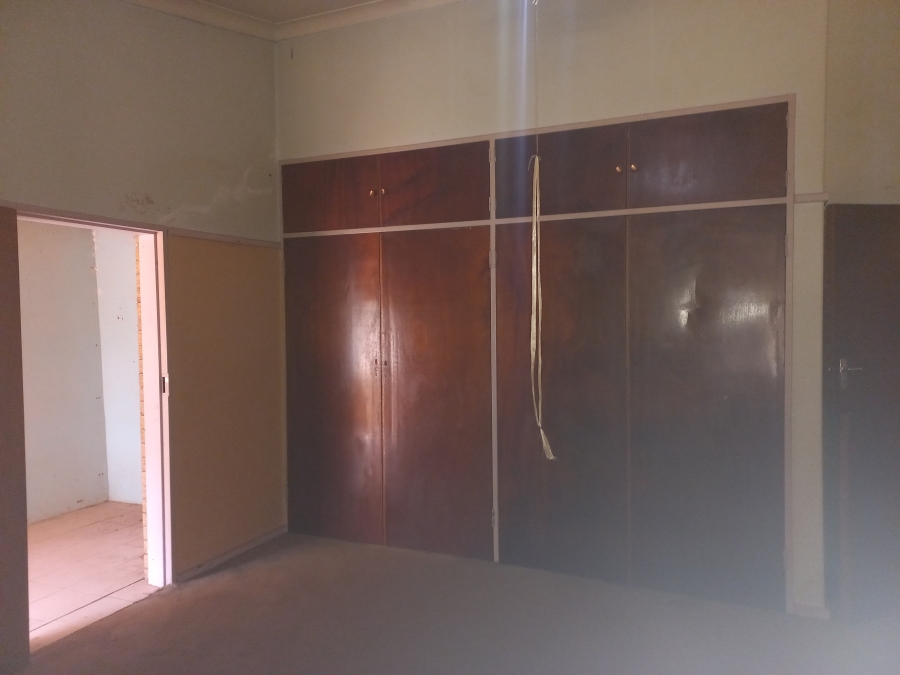 Commercial Property for Sale in Magaliesmoot Gauteng