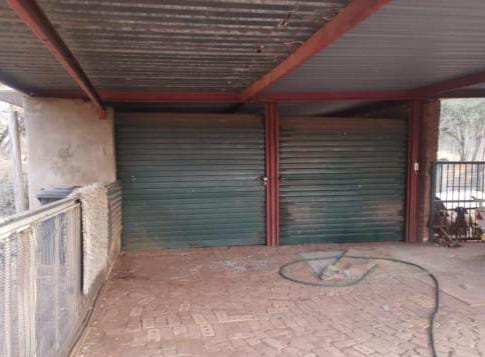 Commercial Property for Sale in Magaliesmoot Gauteng