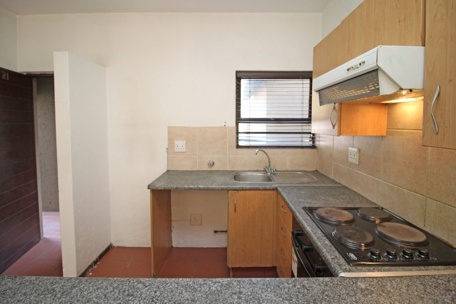 1 Bedroom Property for Sale in Sunninghill Gauteng