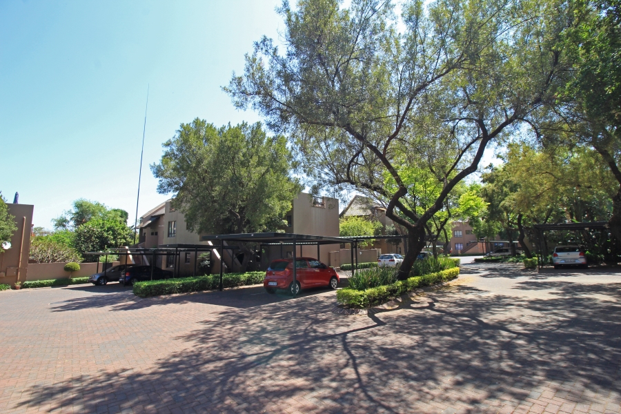 1 Bedroom Property for Sale in Sunninghill Gauteng