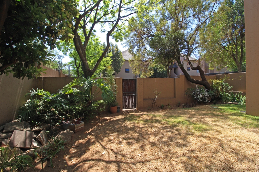 1 Bedroom Property for Sale in Sunninghill Gauteng