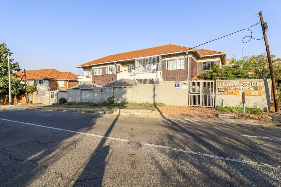 To Let 2 Bedroom Property for Rent in Risidale Gauteng