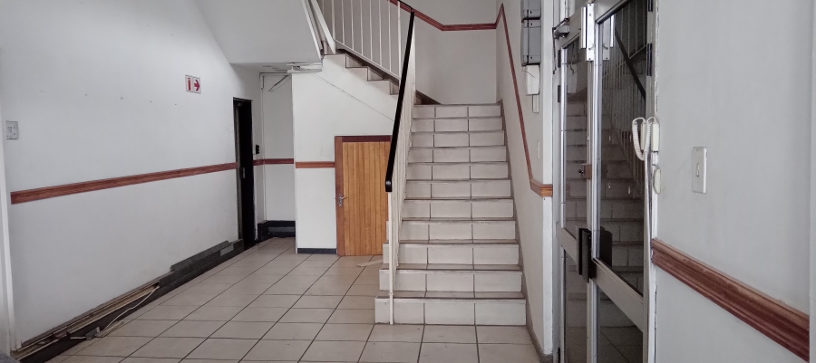 To Let commercial Property for Rent in Benrose Gauteng