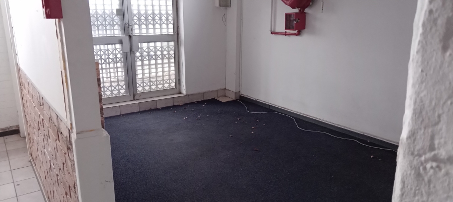 To Let commercial Property for Rent in Benrose Gauteng