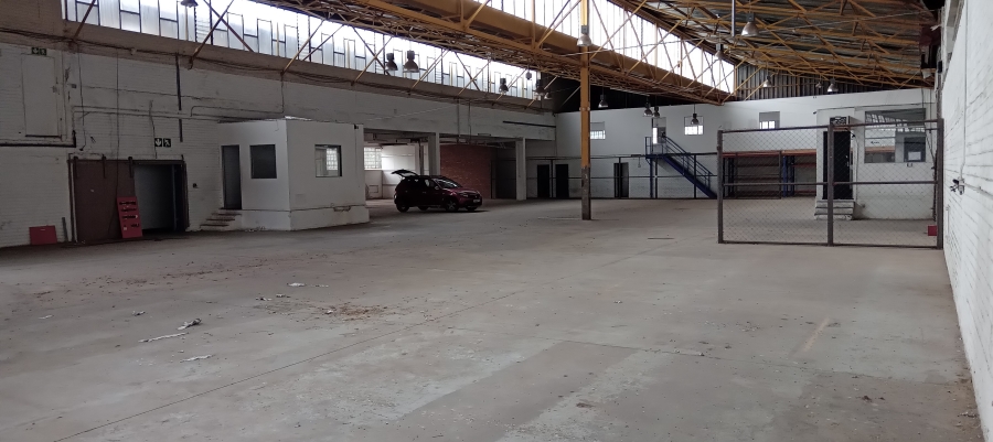 To Let commercial Property for Rent in Benrose Gauteng