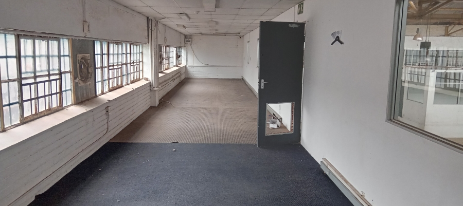 To Let commercial Property for Rent in Benrose Gauteng