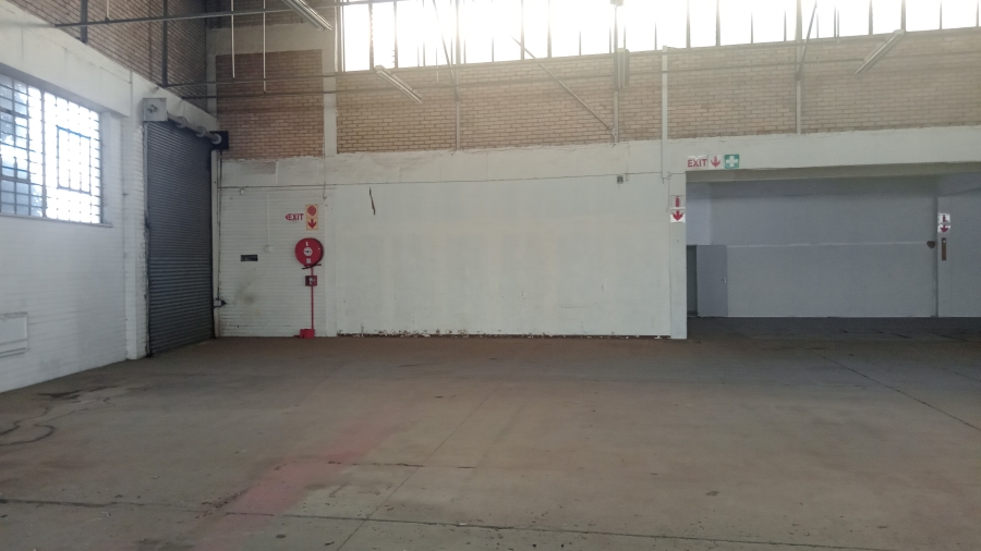 To Let commercial Property for Rent in Benrose Gauteng