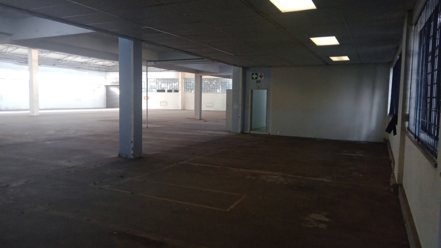 To Let commercial Property for Rent in Benrose Gauteng