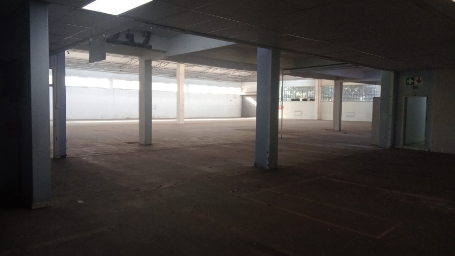 To Let commercial Property for Rent in Benrose Gauteng