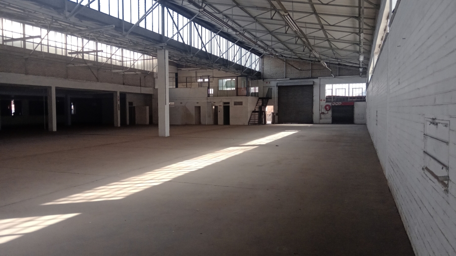 To Let commercial Property for Rent in Benrose Gauteng