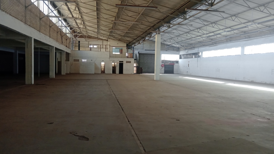 To Let commercial Property for Rent in Benrose Gauteng