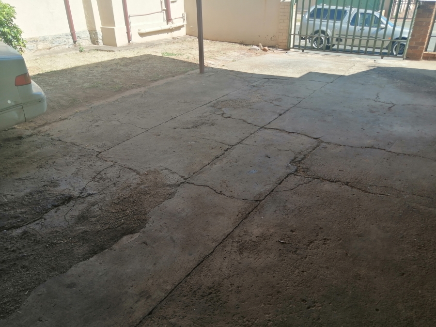 To Let 2 Bedroom Property for Rent in Randburg Central Gauteng