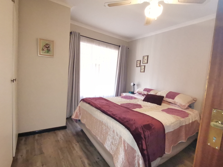 4 Bedroom Property for Sale in Misty Bay Gauteng