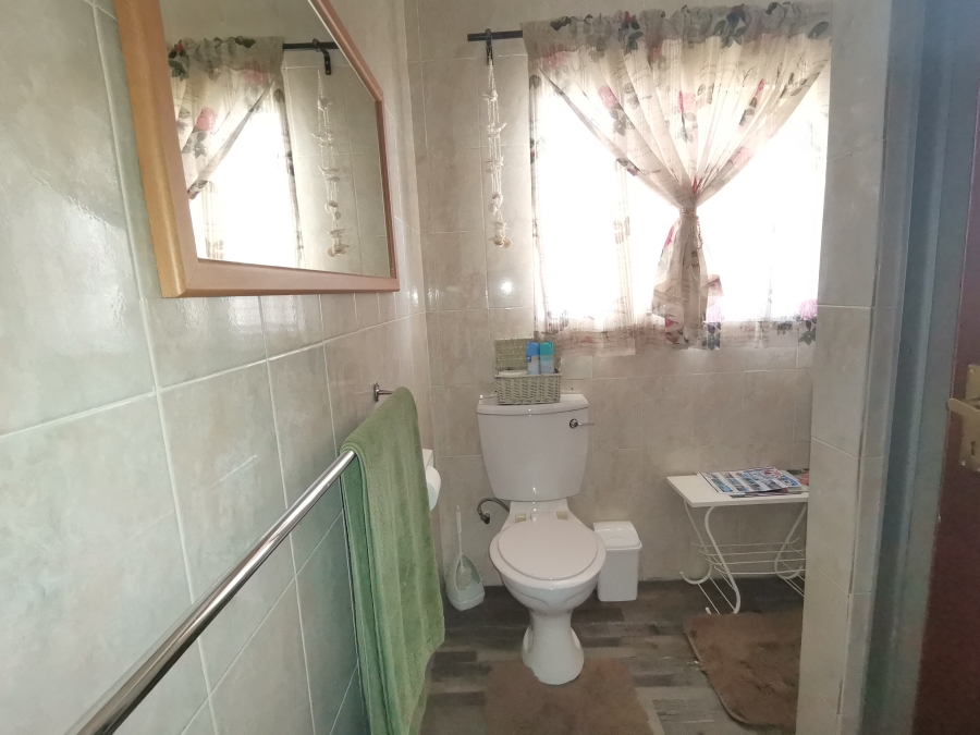 4 Bedroom Property for Sale in Misty Bay Gauteng