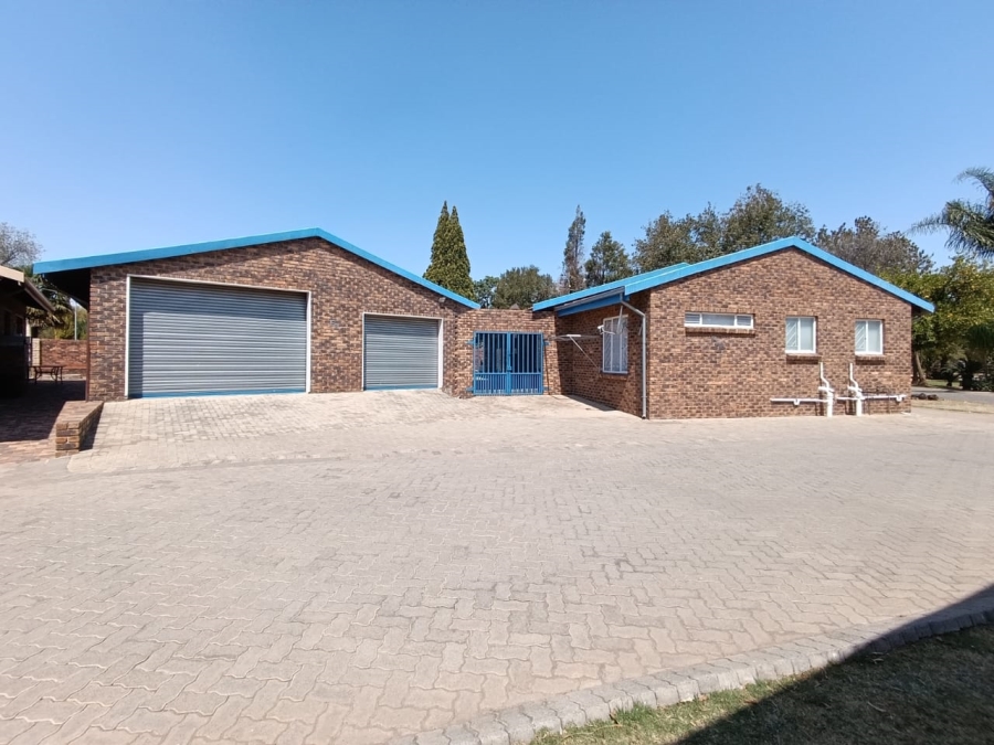 4 Bedroom Property for Sale in Misty Bay Gauteng