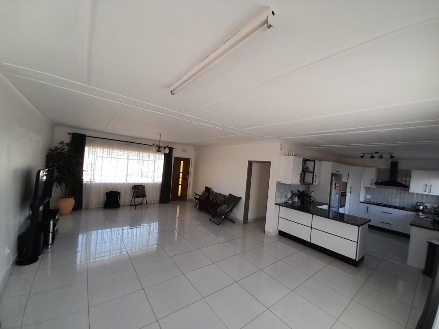 To Let 3 Bedroom Property for Rent in General Albertspark Gauteng