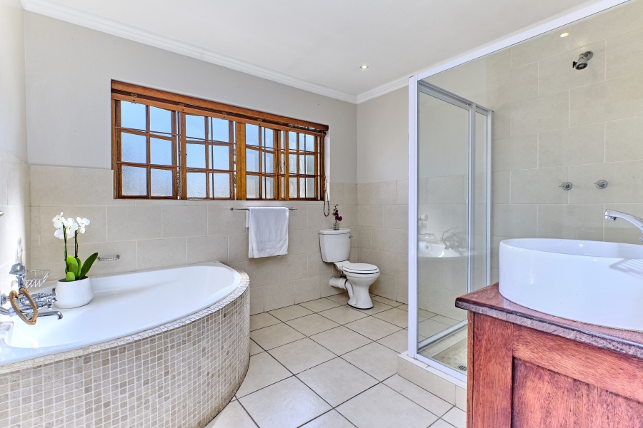 4 Bedroom Property for Sale in Kyalami Estates Gauteng