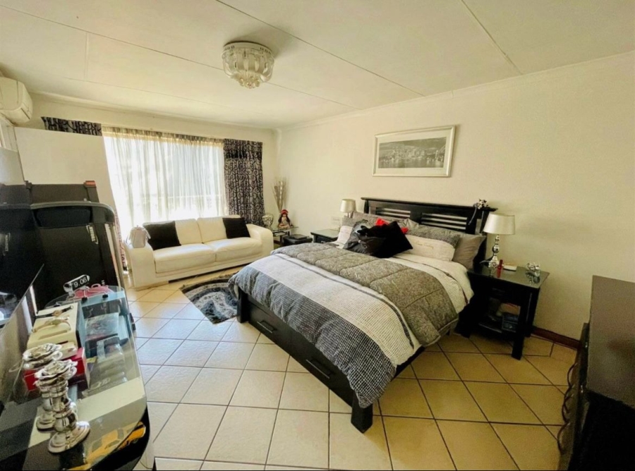 3 Bedroom Property for Sale in Meyersdal Gauteng