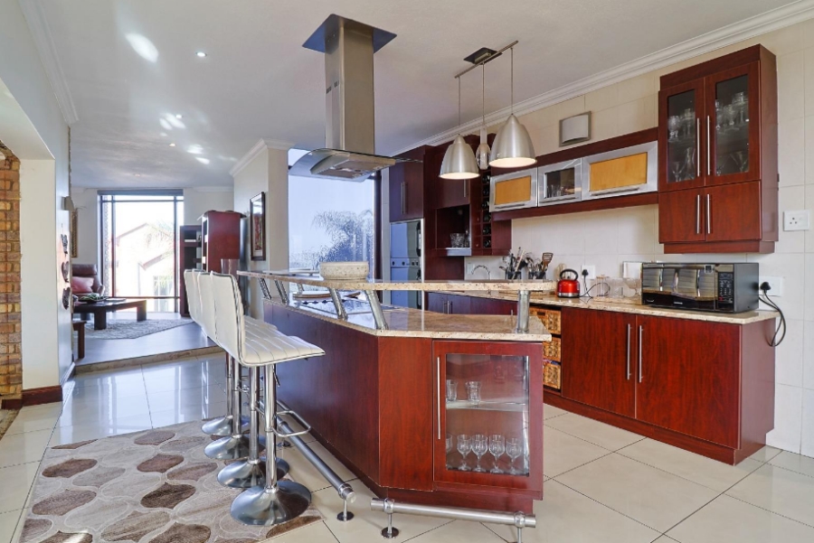 6 Bedroom Property for Sale in Meyersdal Gauteng