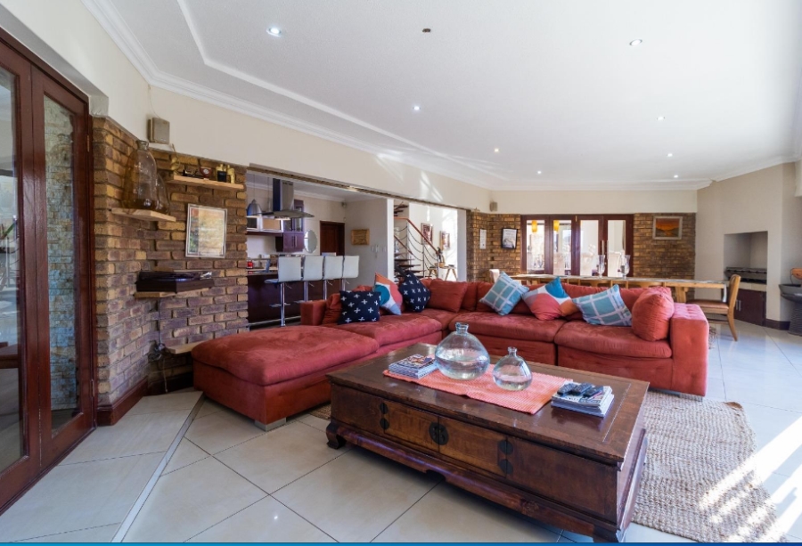 6 Bedroom Property for Sale in Meyersdal Gauteng