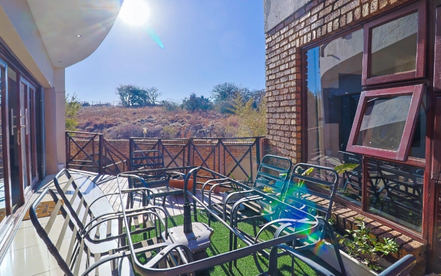 6 Bedroom Property for Sale in Meyersdal Gauteng