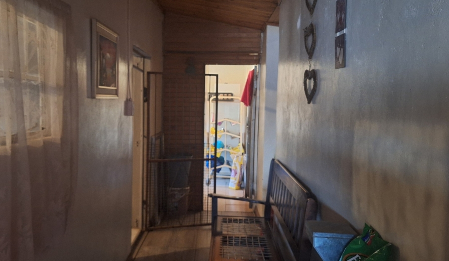 2 Bedroom Property for Sale in Louisrus Gauteng