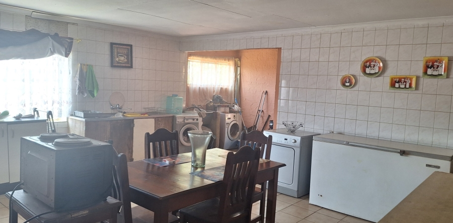 2 Bedroom Property for Sale in Louisrus Gauteng