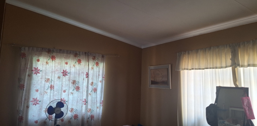 2 Bedroom Property for Sale in Louisrus Gauteng