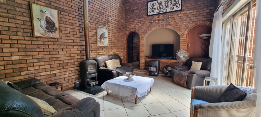 4 Bedroom Property for Sale in Sunward Park Gauteng