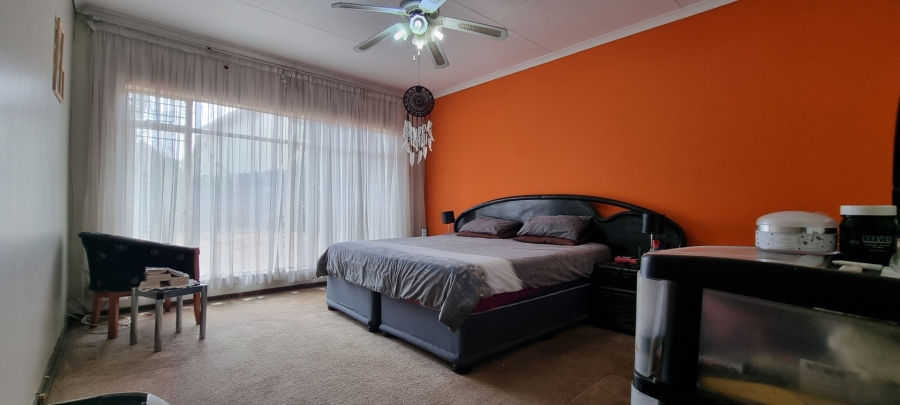 4 Bedroom Property for Sale in Sunward Park Gauteng