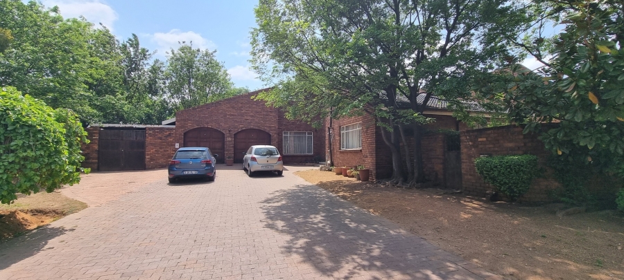 4 Bedroom Property for Sale in Sunward Park Gauteng