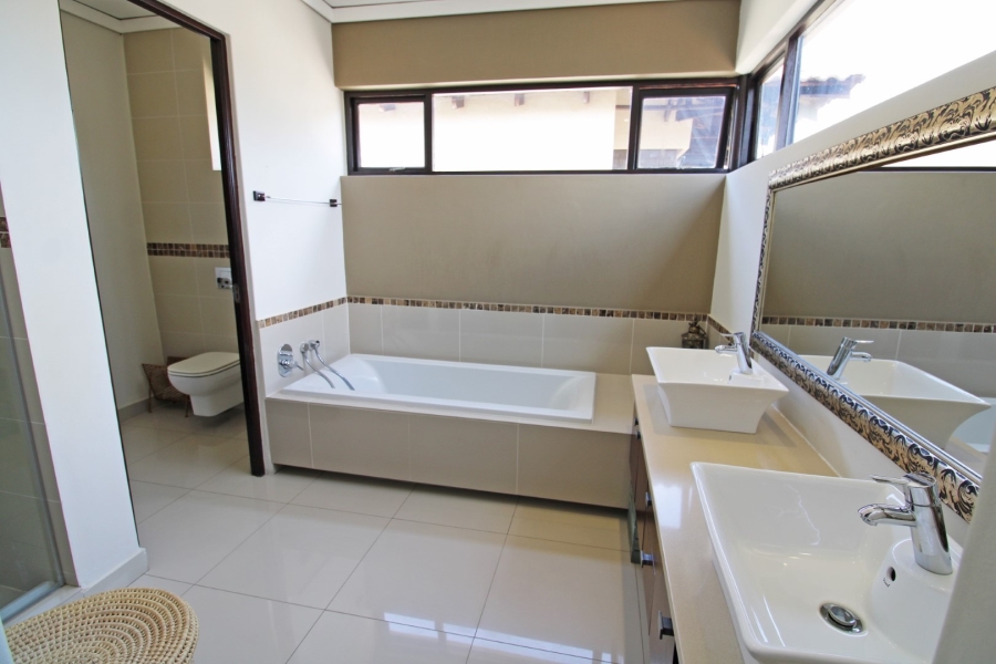 4 Bedroom Property for Sale in Bryanston Gauteng