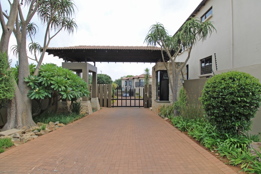 4 Bedroom Property for Sale in Bryanston Gauteng