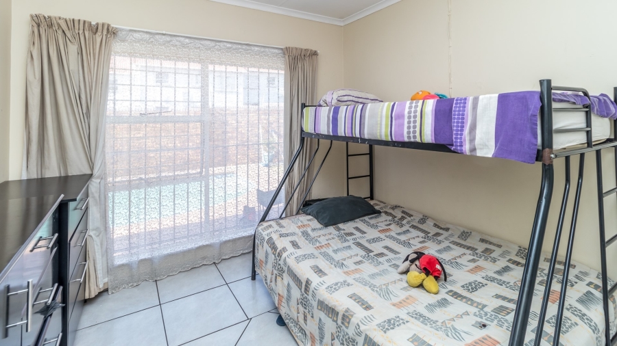 3 Bedroom Property for Sale in Vorna Valley Gauteng