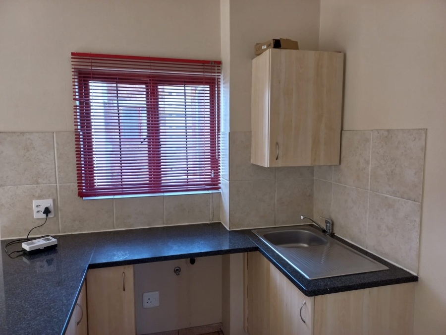 1 Bedroom Property for Sale in Montana Gauteng