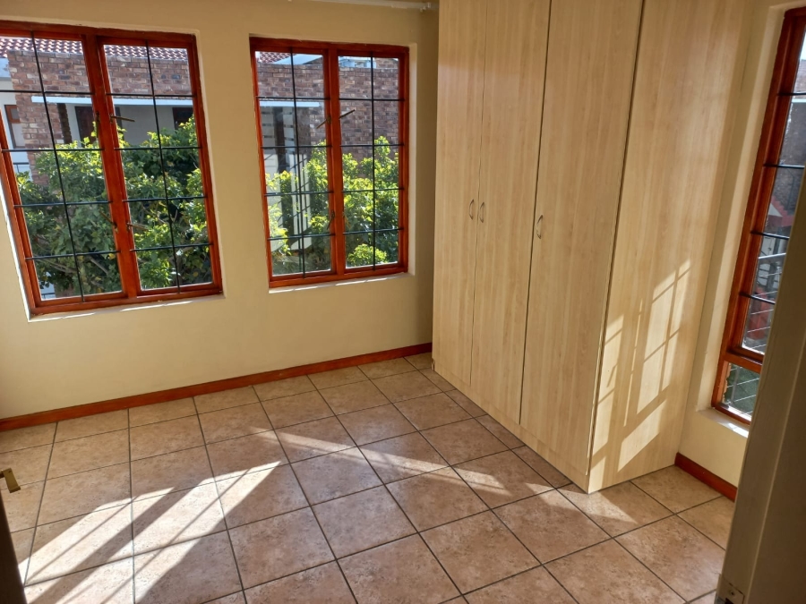 1 Bedroom Property for Sale in Montana Gauteng