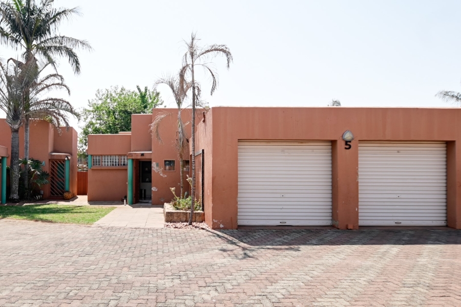 3 Bedroom Property for Sale in Doornpoort Gauteng