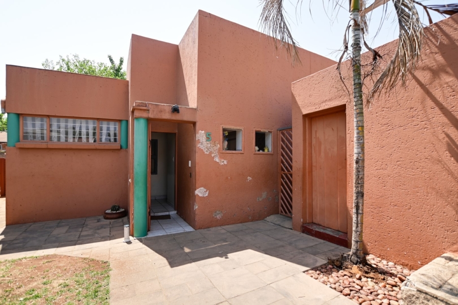 3 Bedroom Property for Sale in Doornpoort Gauteng