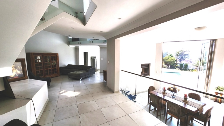 5 Bedroom Property for Sale in Eldoraigne Gauteng