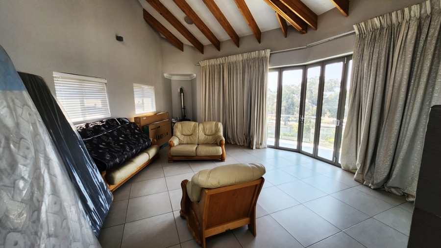 5 Bedroom Property for Sale in Eldoraigne Gauteng